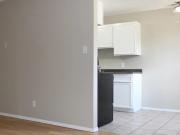 Diane 2 Apartments | 2310 17 Street West