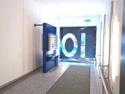 Die Innenstadt zum Greifen nah. Modernes Stadtbüro