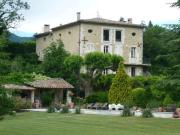 Dieulefit, maison en pierre magnanerie