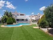 Dime si has visto algo igual a este precio ! Con piscina...