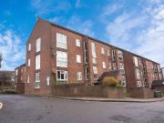 Diploma Court, East Finchley, London N2, 2 bed flat to...