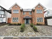 Diplomat Court, Green Lane, Hendon NW4, 2 bed flat to...