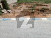 Direct from owner West open plot 400 sqyrd in Meerut 9A...