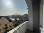 DIREKT AM WASSER GELEGEN, HELLE 3 ZIM AB WHG. MIT TOLLEM...