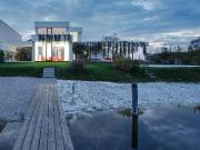 Direkt am Wasser mit eigenem Bootssteg Preis auf Anfrage