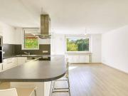 direkt im Einkaufszentrum modernisiert & bequem 1. OG...