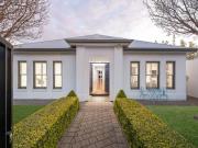 UNDER CONTRACT DISCOVER CONTEMPORARY ELEGANCE & PRESTIGE... UNDER CONTRACT DISCOVER CONTEMPORARY ELEGANCE & PRESTIGE...