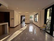 Discreet Elegance: Sophisticated 4 Bedroom Home with... Discreet Elegance: Sophisticated 4 Bedroom Home with...