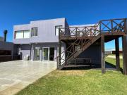 DISEÑO EN DOS PLANTAS CON BALCON Y PISCINA VIVE COSTA...