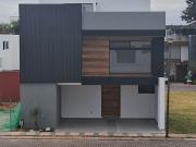 DISFRUTA DE UNA BONITA CASA EN VENTA EN FRACC. EN BLVD...