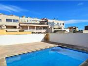 Disponible planta baja con terraza privada y piscina...