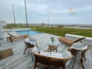 DISPONIBLE TODO MARZO RESERVA ESTA CASA FRENTE AL MAR!...