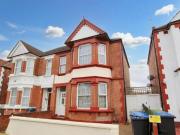 District Road, Wembley, 3 Bedroom Maisonette
