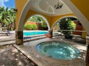 DIVINA EN EL CENTRO, AMUEBLADA ESTILO HACIENDA