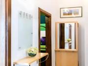 DLR 1795 Apartamento en Venta en Calle Elvira, Granada |...