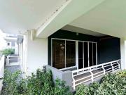 DMCI rush Sale 3 Bedroom with Parking ready for...