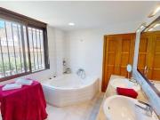Doble Villa en Benicasim con Piscina, Jardín y Licencia...