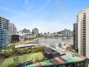 Docklands Apartment with Sweeping City & Water Views