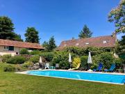 Domaine avec Maison et 3 Gîtes. 324m² Uxeau