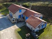 Domaine avec maison + gare + 2 dépendances + terrain à bâtir