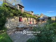 DEMEURE DE CHARME AVEC PISCINE A GUIDEL DANS LE MORBIHAN...