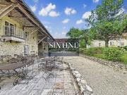 Domaine d'événementiel avec 30 hectares de terrain...