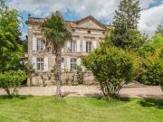 Domaine d'Exception Classé avec Chambres d'Hôtes...