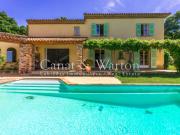 DOMAINE RECHERCHÉ À CAVALAIRE: VILLA AVEC VUE MER & PISCINE
