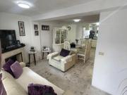 DOMINIO INMOBILIARIO PROPONE EN VENTA CASA EN COLONIA...