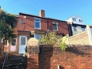 Doncaster Road, Rotherham S65 2 bed terraced house to...