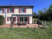 Doppeleinfamilienhaus oberhalb von Neuenburg