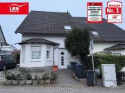 Doppelhaushälfte auf großem Erbpachtgrundstück