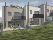 Doppelhaushälfte in Hanglage mit herrlicher Terrasse