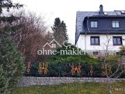 Doppelhaushälfte in idealer Lage mit großem Grundstück