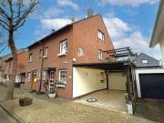 Doppelhaushälfte in Oberhausen Eisenheim mit Garten,...