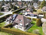 Charakteristische Reihenvilla mit Garten in Mont sur...