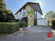 Doppelhaushälfte mit Gartenidylle in begehrter Lage von...