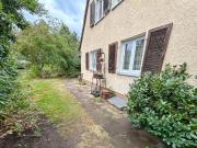 Doppelhaushälfte mit großem Garten 1040 m² und... Doppelhaushälfte mit großem Garten 1040 m² und...