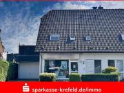 Doppelhaushälfte mit Ladenlokal