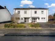 Doppelhaushälfte mit Nord West Garten und Ausbaupotential!