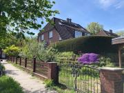 Doppelhaushälfte mit Pool, Garage & Carport in Potsdam Eiche