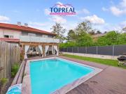 NEUER PREIS* Doppelhaushälfte mit Pool, Garten und...