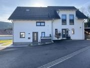 Doppelhaushälfte mit VILLEN CHARME elegant, modern und...