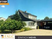 Doppelhaushälfte mit Wintergarten und großzügigem Garten...