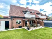 Doppelhaushälfte: voll vermietet, gepflegt, zu haben!