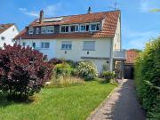 DoppelhaushälfteMehrgenerationenhaus mit großem Garten