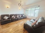 Dorchester Avenue, Southgate N13, 3 bed semi detached...