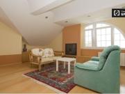 Dormitorio con llave independiente en chalé de 12...