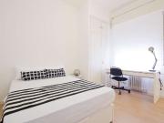 Dormitorio en apartamento de 10 dormitorios en Moncloa,...