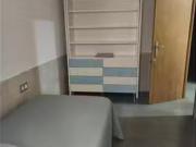 Dormitorio en piso compartido en Malvarrosa